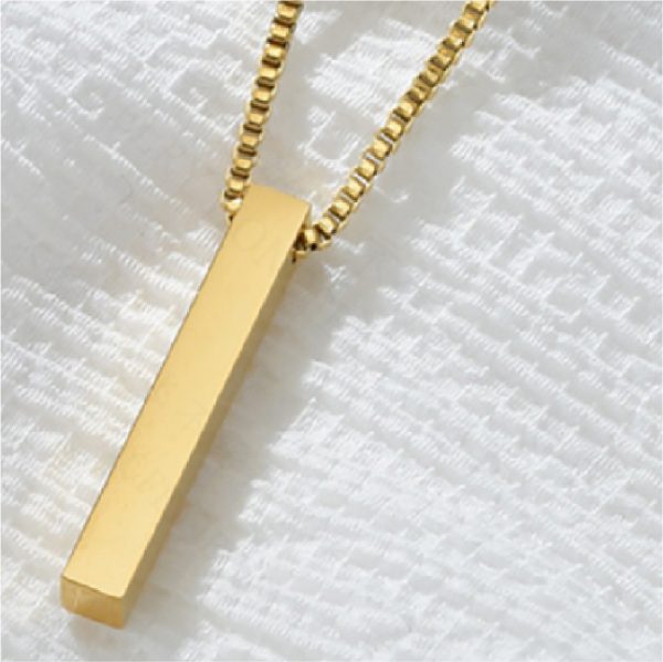 Collar plata con dije rectángular de acero inoxidable