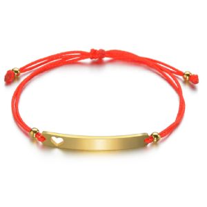 Pulsera con cordón rojo placa dorada con corazón de acero inoxidable